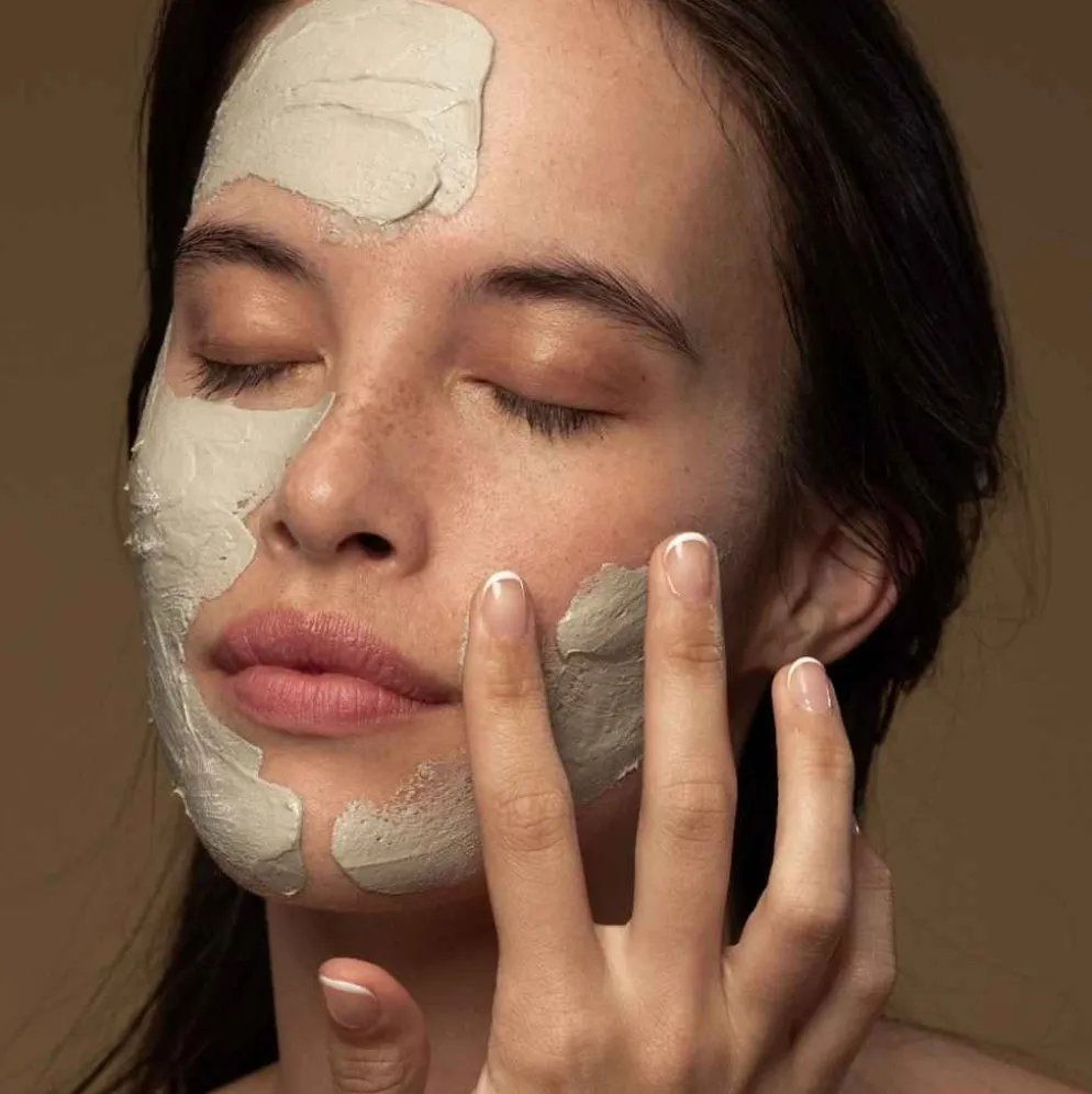 Antipodes Halo Mud Mask savinaamio, 2 kokoa