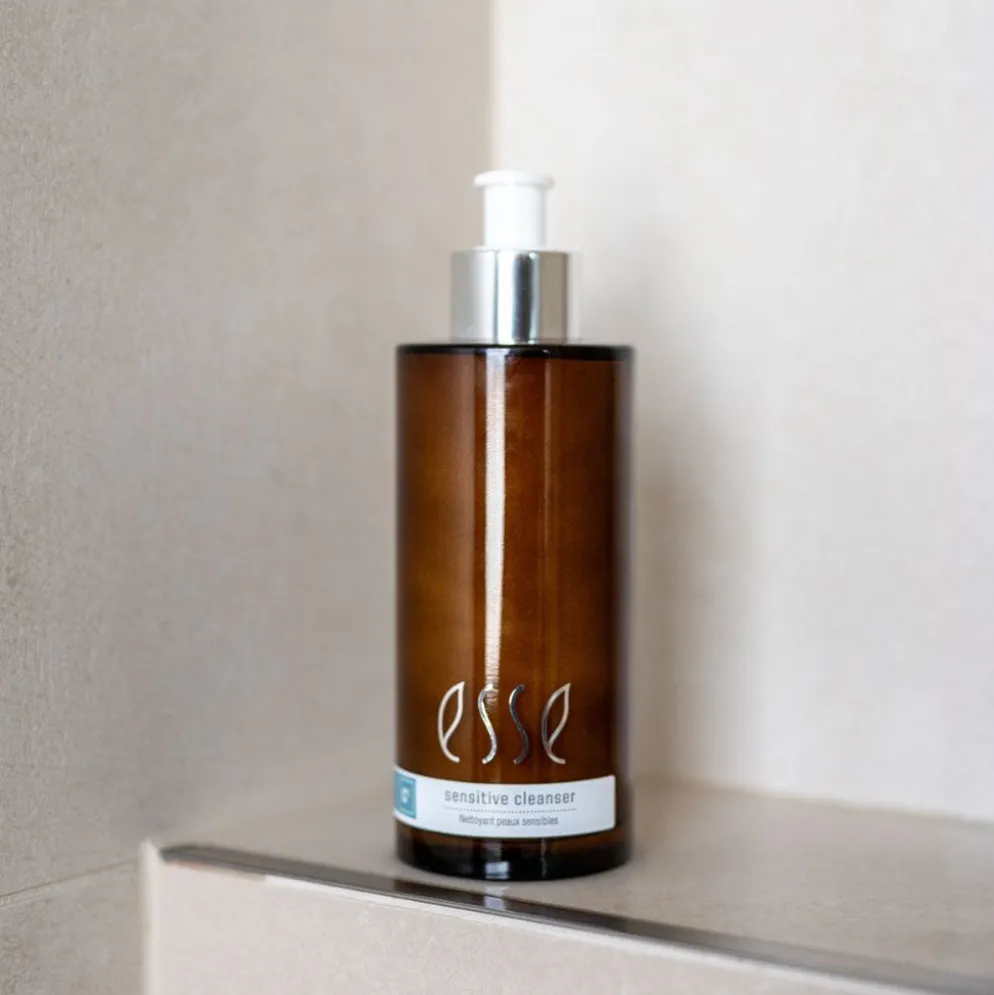 Puhdistusmaito Esse Sensitive Cleanser 200ml