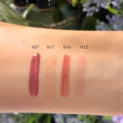 Vaaleanpunainen huulipuna Zao Lip Polish 037 Rosewood